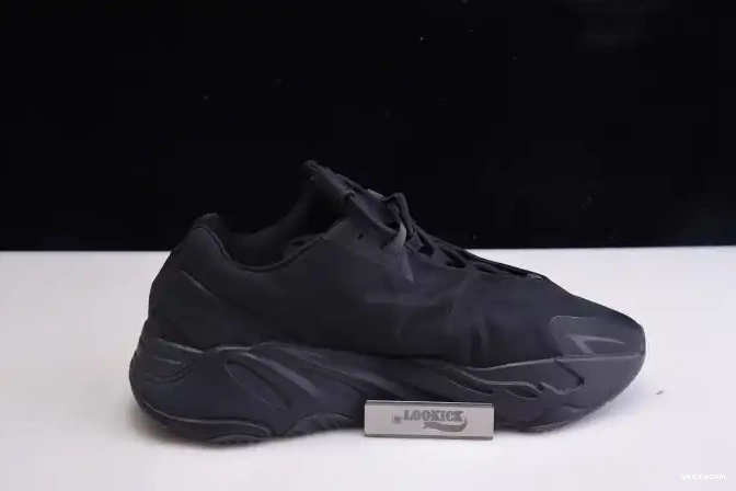 Yeezy Boost FV4440 700 Adidas Black MNVN Triple 0429
